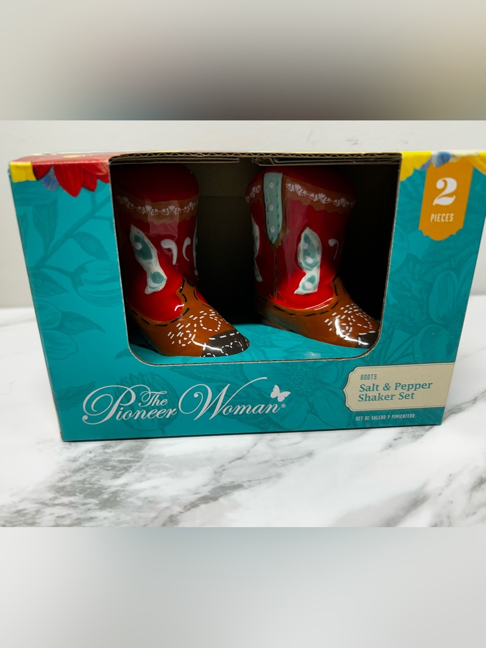 Pioneer Woman Cowboy Boots Salt & Pepper Shaker Set New Original Box Collectible